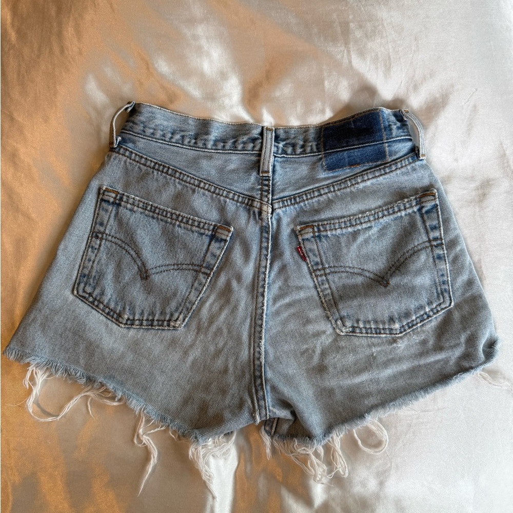 Denim Cutoff Levi’s Women Shorts